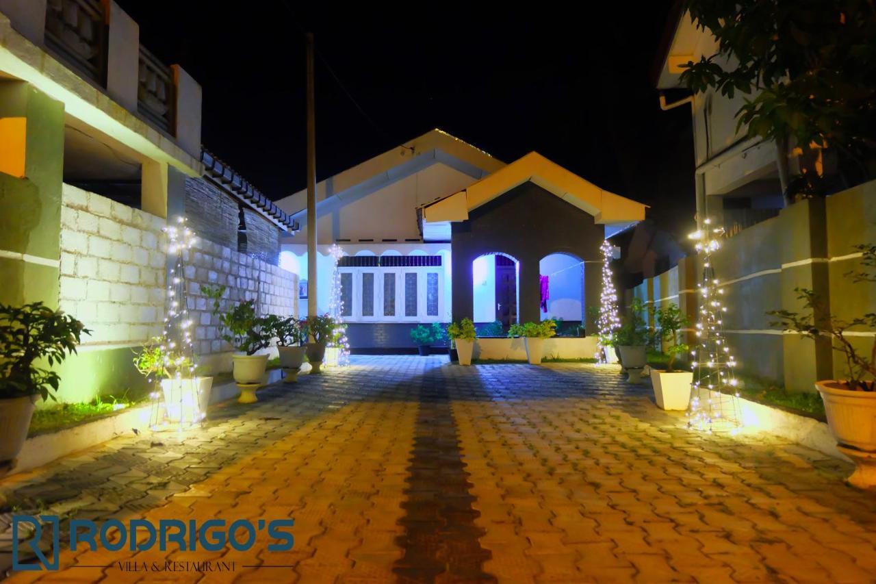 Rodrigo'S Villa & Restaurant Negombo Extérieur photo
